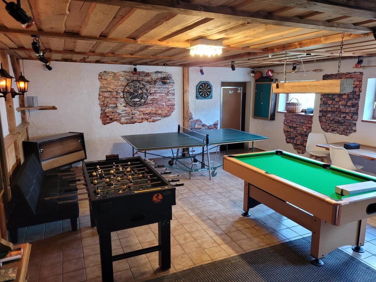 Ruhig Gelegene, Top Moderne Ferienwohnung - Hot Tub Und Sauna Gegen Aufpreis Neuhaus an Der Eger Exterior photo