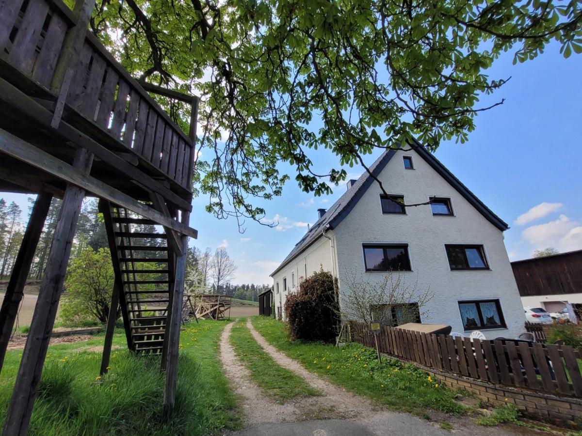 Ruhig Gelegene, Top Moderne Ferienwohnung - Hot Tub Und Sauna Gegen Aufpreis Neuhaus an Der Eger Exterior photo