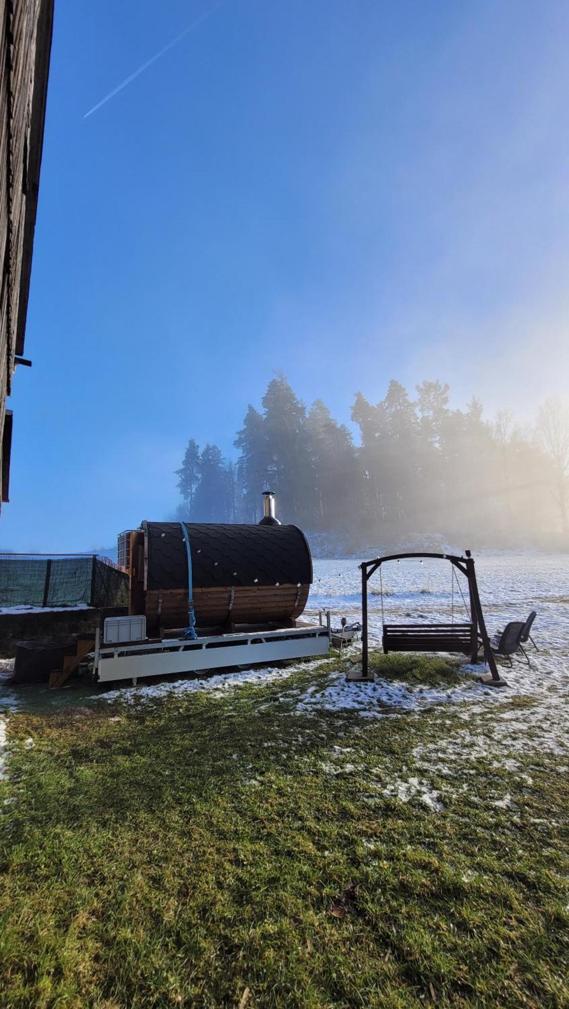 Ruhig Gelegene, Top Moderne Ferienwohnung - Hot Tub Und Sauna Gegen Aufpreis Neuhaus an Der Eger Exterior photo